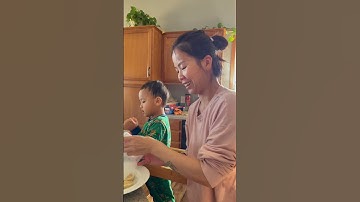 Chicken soup dumplings from Trader Joe’s #momlife #traderjoes #soupdumplings #dumplings