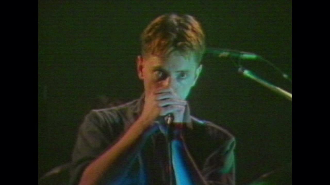 New Order - Ceremony (Live in New York City 1981) - YouTube