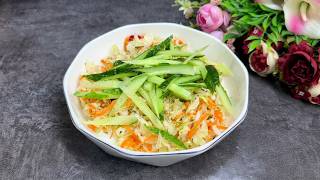 Sauerkraut mit frischer Gurke – ein ungewöhnlicher Salat