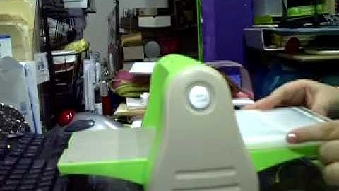 FISKARS TEXTURE PLATES IN CUTTLEBUG MACHINE (Video #2)