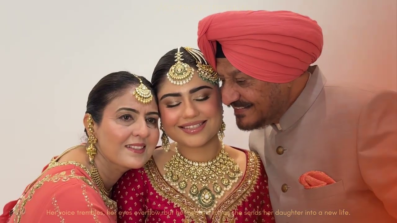 A moment beyond words — a mother–daughter bond captured on the most emotional day of her life. 