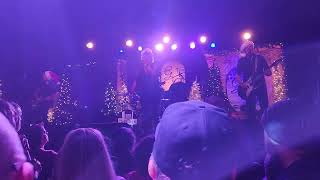 The BellRays do White Christmas at Ace