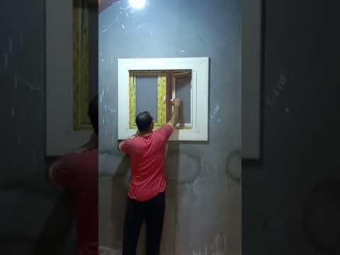 شباك  صغير مفصلى فتح للخارج سلك بليسيه من الداخل