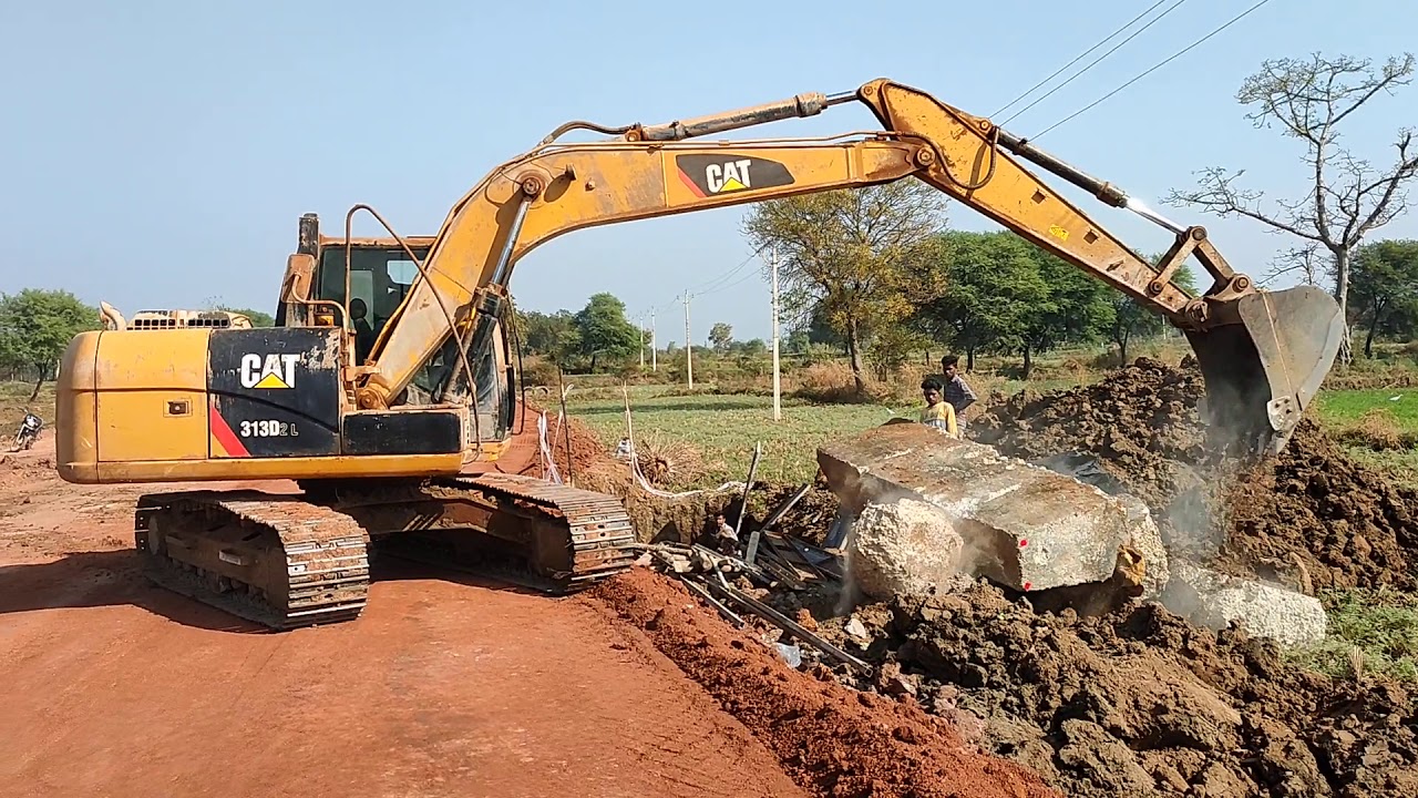 Excavator Climbing Down Slope Village Road Work Excavator Bulldozer
