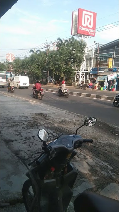 Nyari kamu, iyaa.. kamu!😅 di Ramayana Ciledug kota tangerang