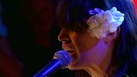 Feist - Inside & Out (Live At The Rehersal Hall)