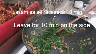 Turkish pastry, borek (feta cheese and spinach) / Plăcintă turceasca cu brânză și spanac