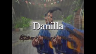 Perfecta - Danilla (Official Lyric Video)