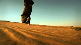 مشاهد للمونتاج رجل يمشي بالصحراء حزين HD 1080 مشاهد لمونتاج الشيلات والقصائد تصوير محمد الدخيل