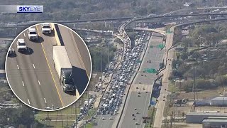 Standoff with driver of 18-wheeler blocks all lanes of I-10 East Freeway