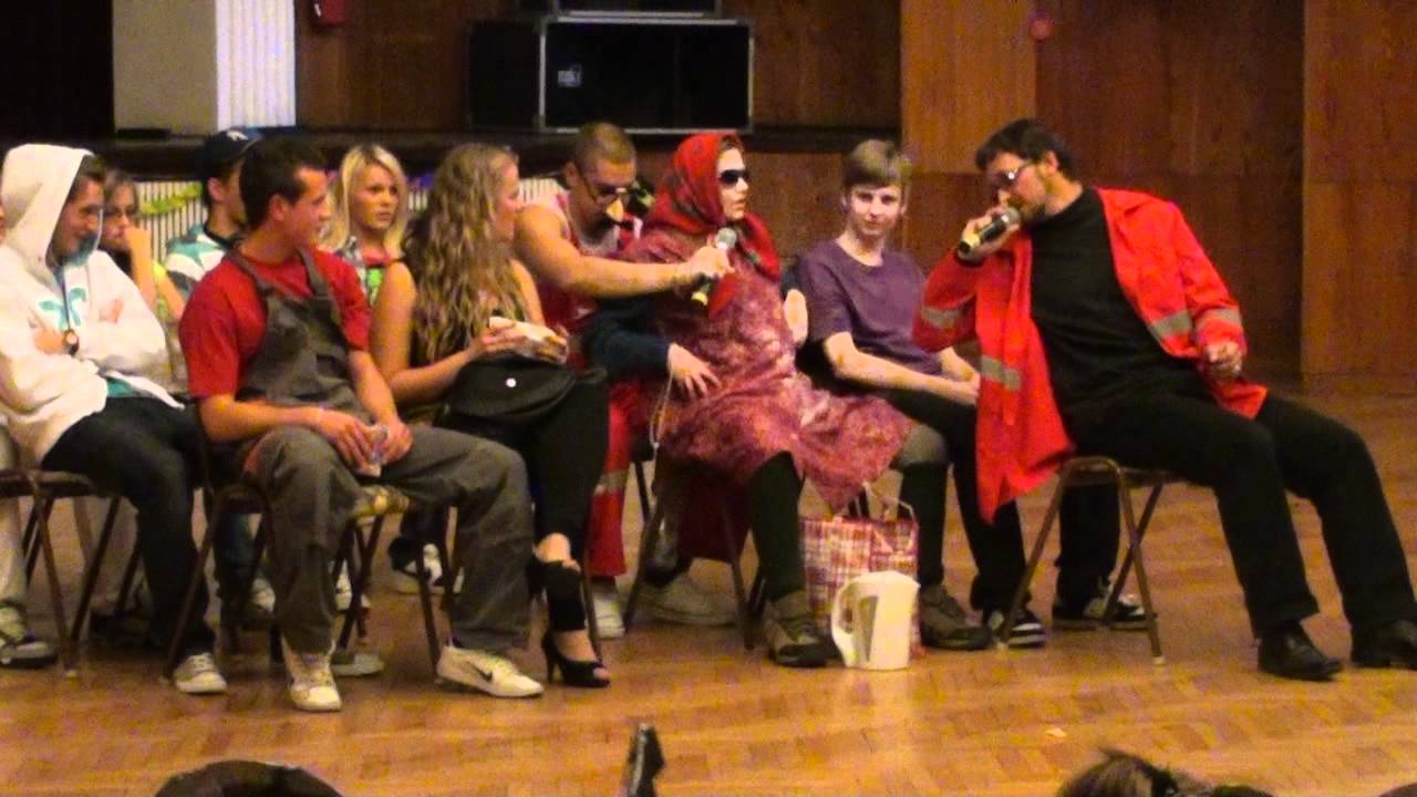 Scénka autobus - imatrikulácia 2011.mpg