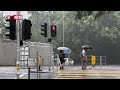 香港持续暴雨 当地观光缆车暂停服务