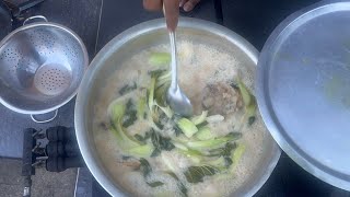 FIJI STYLE COOKING AND EATING FISH SOUP , FRIED FISH WITH DALO AND RICE!