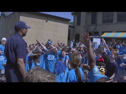 CBS3 reports. Ukee Washington Takes Part In St. James Regional Catholic School's 'Race For Education'