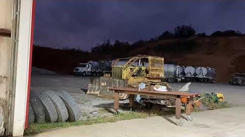 old D7 dozer fix and start (part1)