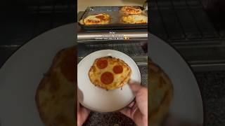 Air fryer pizzas for dinner 🍕 #pizzarecipe #easyrecipes #airfryerrecipes
