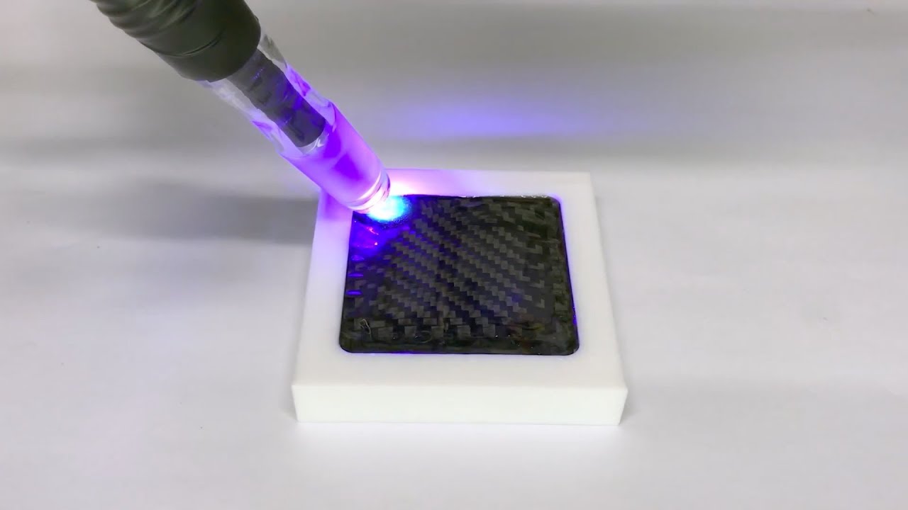 Leichtgewicht: Epoxy – Karbonfaser Verbundwerkstoff