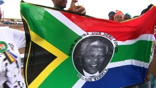 Nelson Mandela's body reaches final resting place