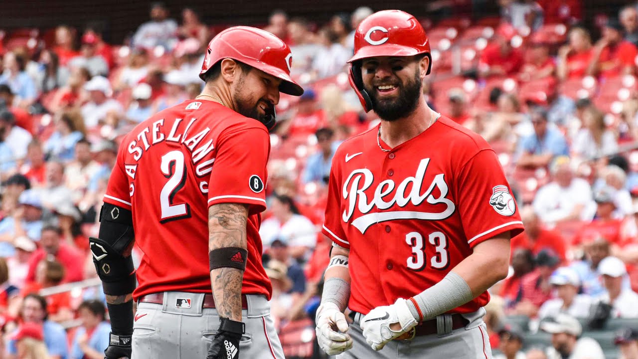 Jesse Winker hits three homers vs. St. Louis, including a go-ahead shot in  the 9th 