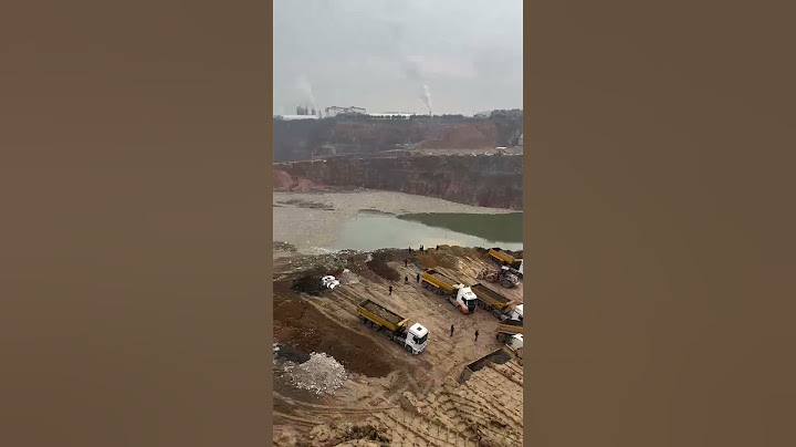 Döküm uçmuş tırlar aşağıda #keşfet #ismakinalari #excavator #kepçe #gebze #instagram