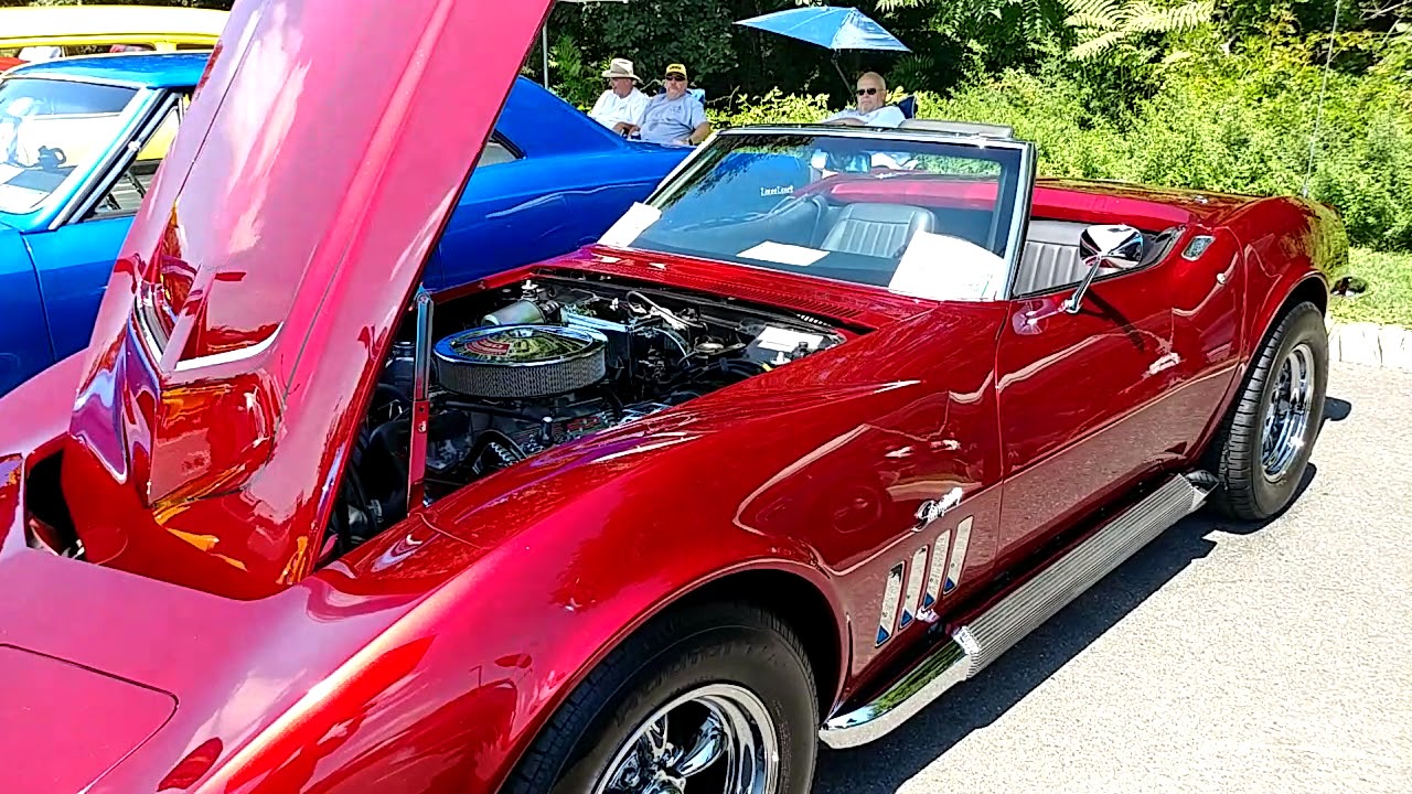 1969 METALLIC KANDY APPLE BRANDY WINE CHEVROLET CORVETTE