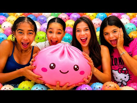 WE MADE THE LARGEST HOMEMADE DUMPLING SQUISHY (Jéssica Sousa)