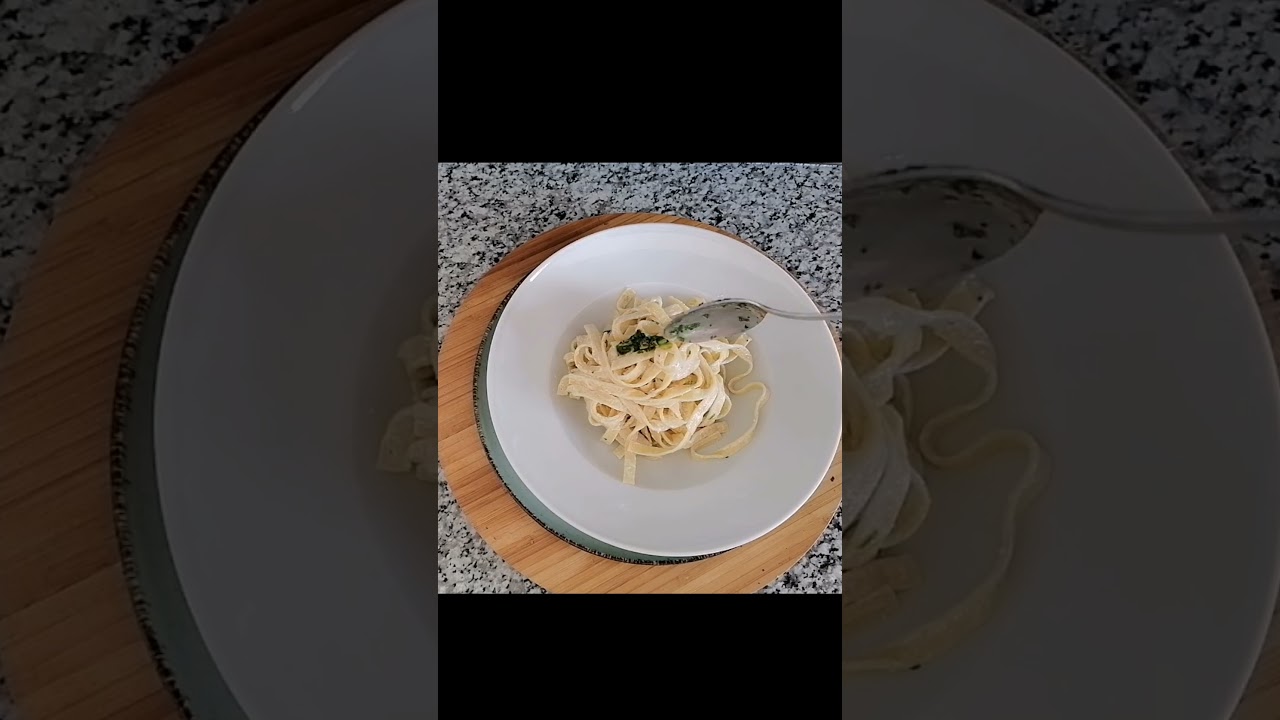 Fettucini alferedo, yemek tarifi, tarifler, pratik tarifler, makarna, kremalı yemek, shorts,lezzetli