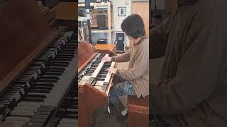 Sailor moon theme on Hammond C3 organ