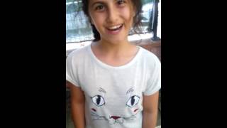 Nehir Ve Azra Hayeller Hayatlar