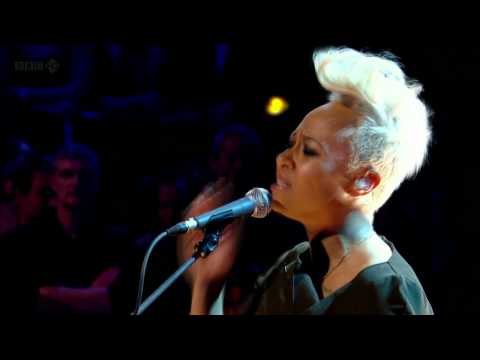 Emeli Sande Next To Me - Later with Jools Holland Live 2011 720p HD