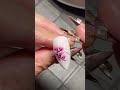 Un peu de douceur pour commencer la journée… ☁️🌸 #nailart #blooming #nailinspo #floralnailart