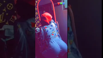 Twerk battle between 2 Ghana Shs Girls. tiktoktop twerking