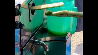 越南街頭小吃- 現軋甘蔗汁Vietnam Street Food - Sugar cane ...