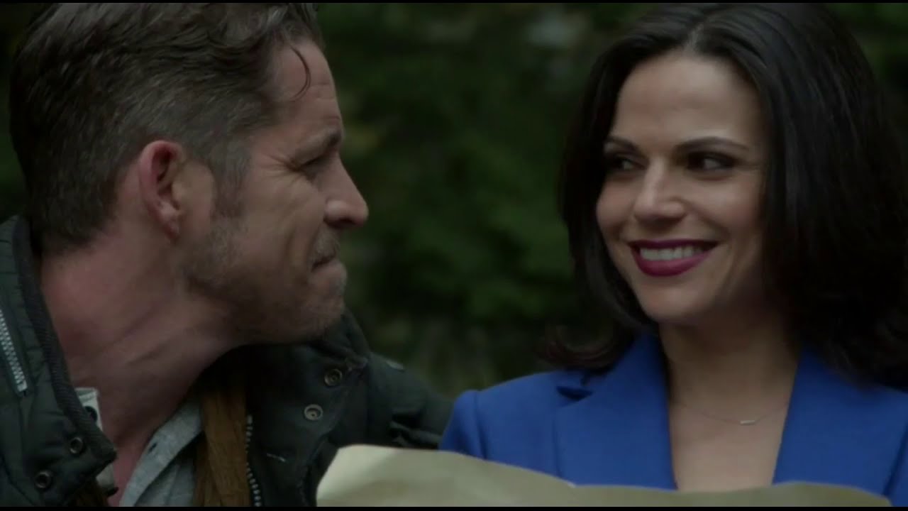 Regina Mills and Robin Hood - Arcade