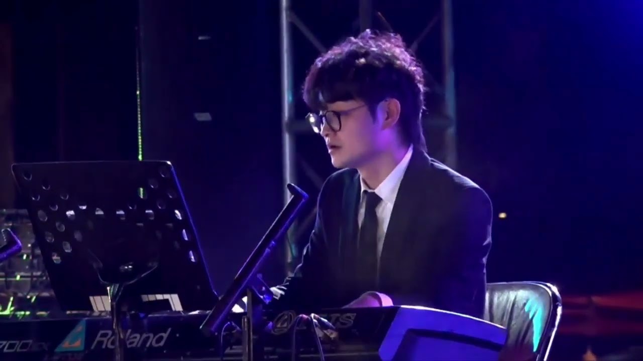 "Stecu-Stecu" — Dongbaek Circus | Korean Crossover Live @ SIPA Festival