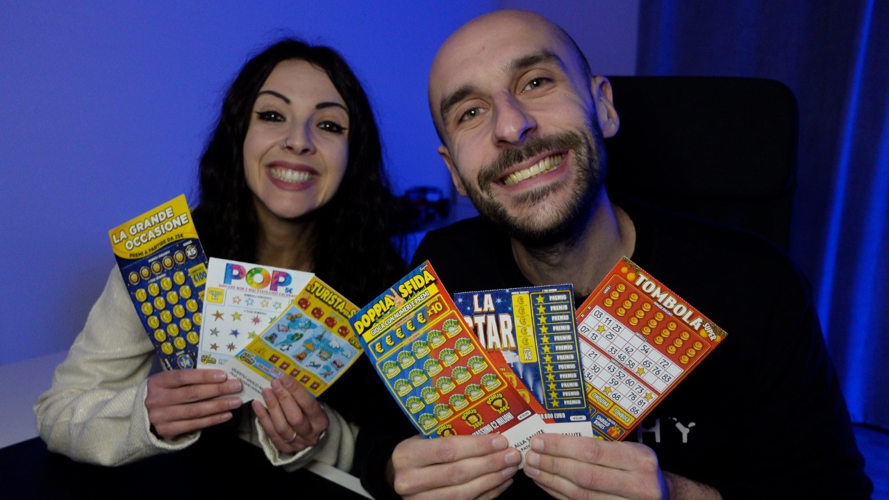 QUESTA VOLTA È ANDATA BENISSIMO! 💰🤑 GRATTIAMO 50€ di GRATTA e VINCI!