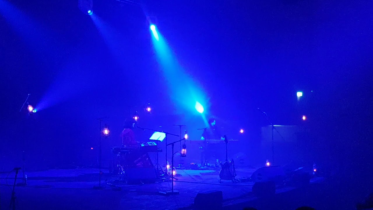 Bat for Lashes Mountains, EartH 26/11/19 YouTube