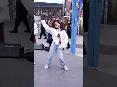 2020.1.27&amp;amp;걷고싶은거리&amp;amp;홍대버스킹&amp;amp;게스트&amp;amp;혼성댄스팀&amp;amp;<strong>3root</strong>(쿠키)&amp;amp;by Bigstart