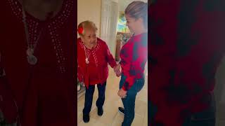 Ay Nina Linda Es Barbara