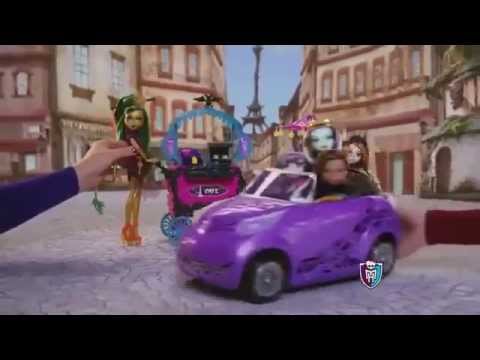 Convertible Car & Cafe Set & Dolls  Scaris City of Frights - Monster High - YouTube