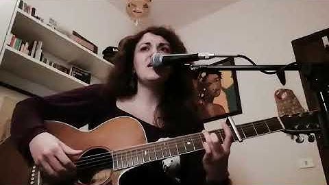 Anyone but me (Josienne Clarke