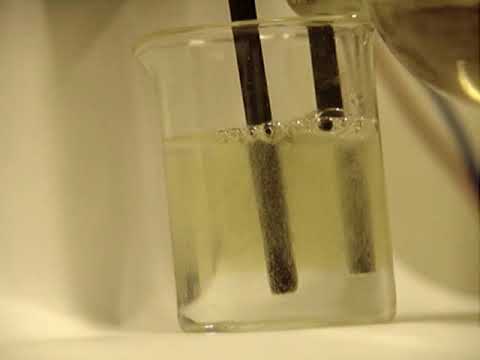 Электролиз раствора хлорида калия / electrolysis of potassium chloride solution