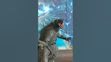 Godzilla vs. Mechagodzilla be like: #funny #actionfigures #figure #Shmonsterarts #hiyatoys #godzilla