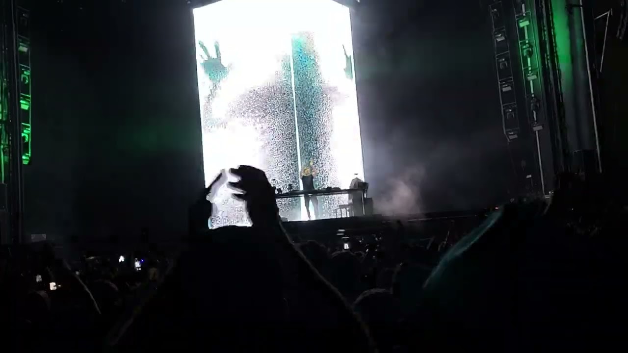 David Guetta - Beats for Love Ostrava 2024 - Snoop Dogg - Sweat