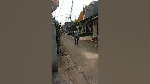 VIRAL!!! Bocah ini ngatain orang gila di rumahnya sampai dikejar