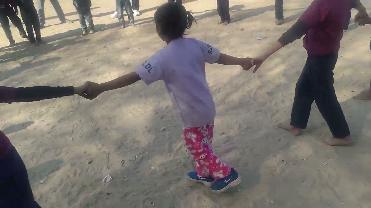 नन्हे बच्चों का मजेदार खेल ।।।🤗❤️😛