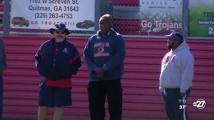 Maurice Freeman teaching lessons beyond the footba...
