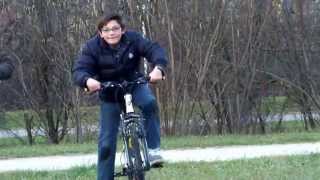 minchione in bicicletta 2 video:pubblicita birra moretti