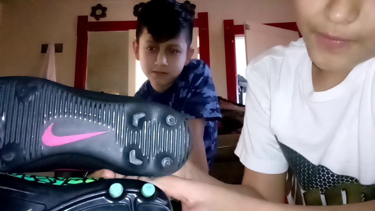 nike mercurial vs nike hypervenom