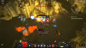 Diablo III: Reaper of Souls - Crusader class skill: Blessed Hammer (Thunderstruck Rune)